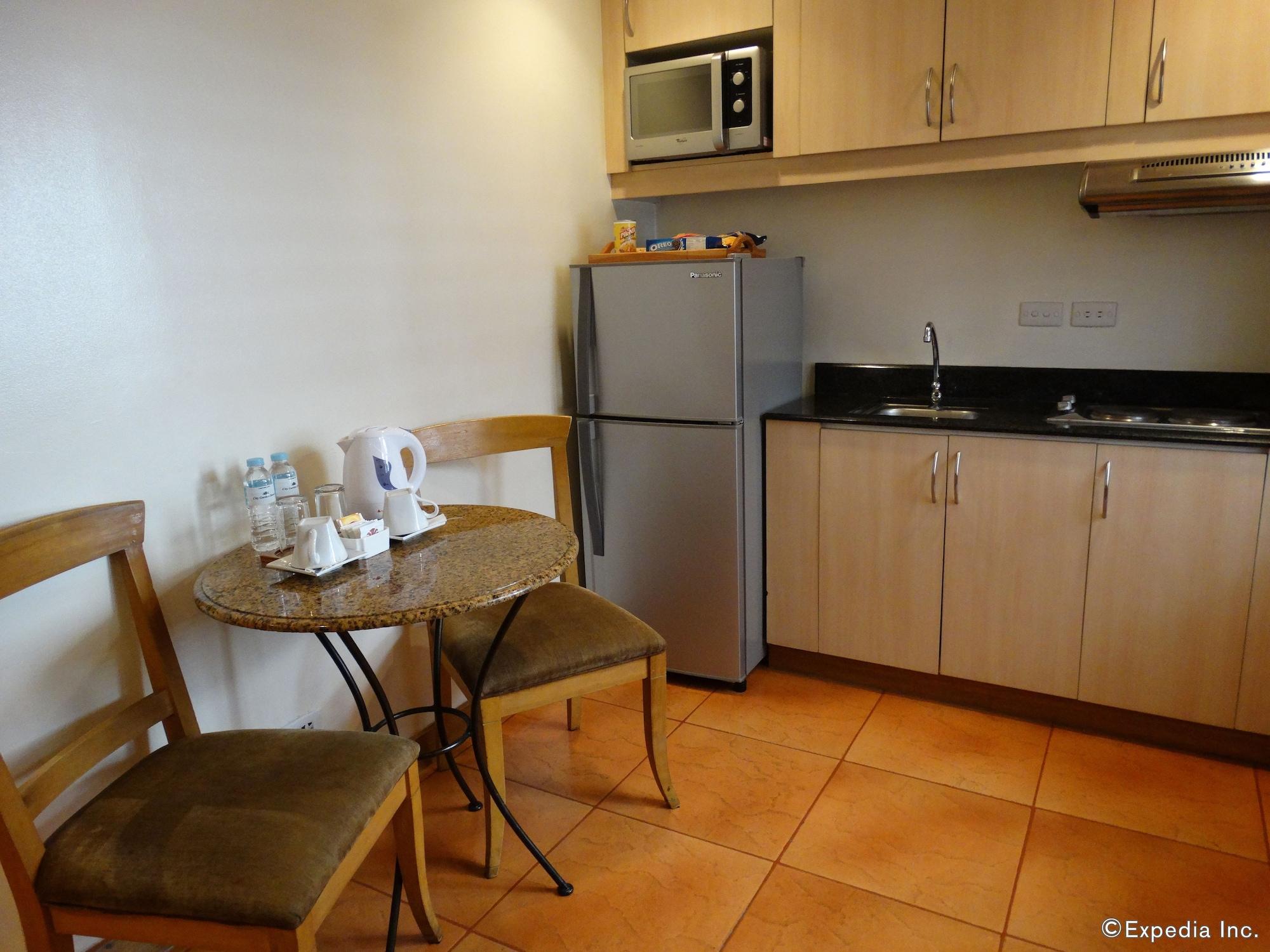 City Garden Suites Manila Exteriér fotografie